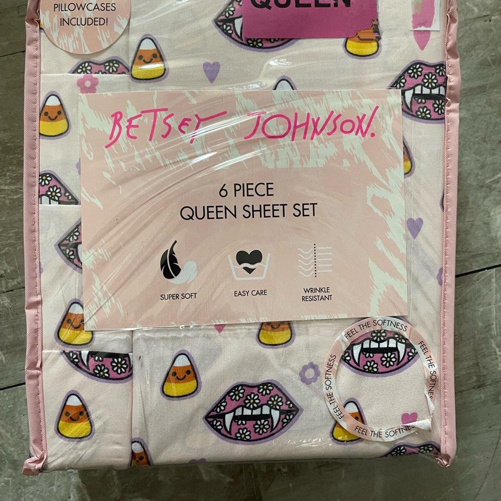 Betsey Johnson Pink Sheet Set with Candy Corn and Lips